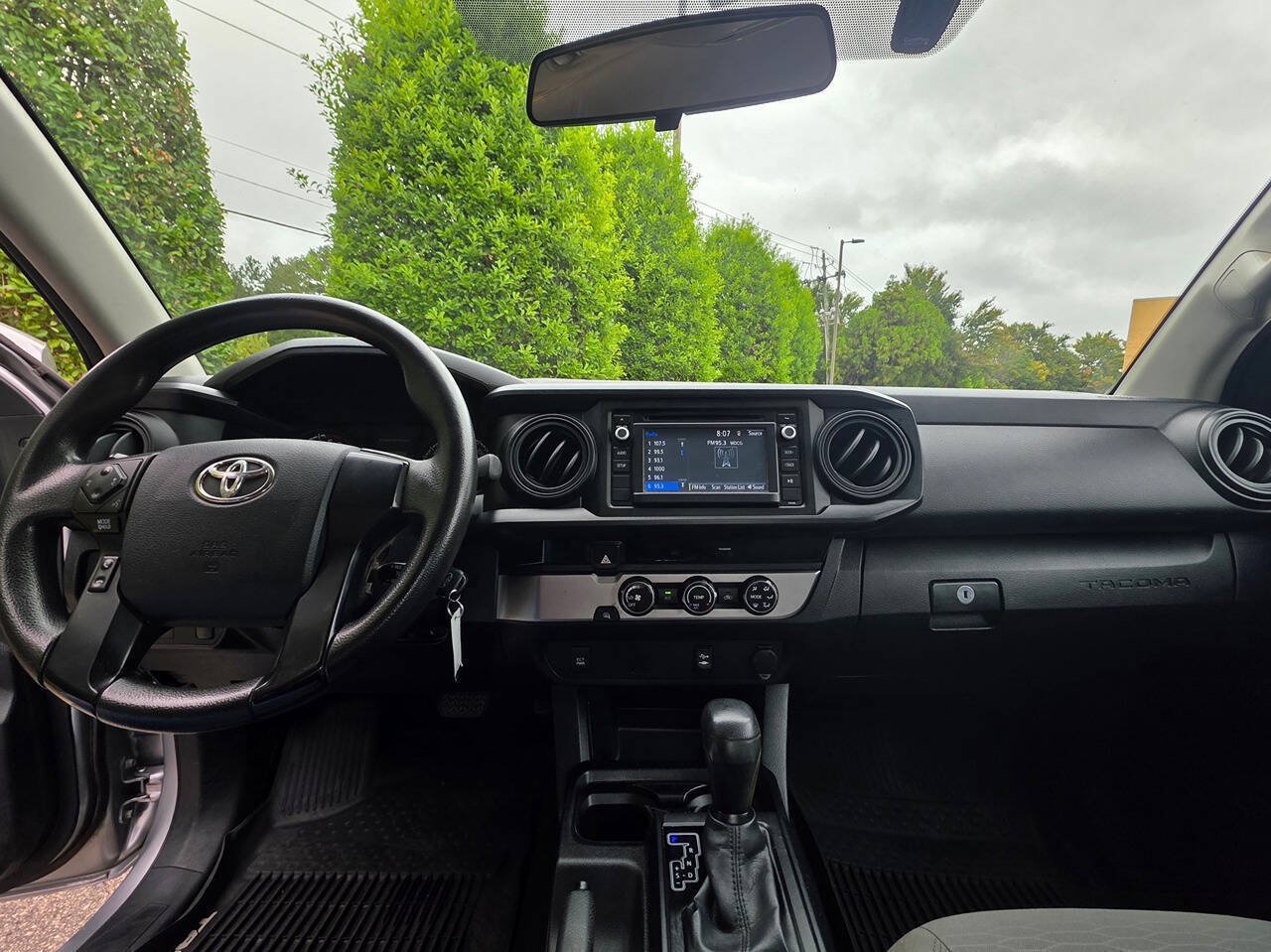 Used 2016 Toyota Tacoma SR w/ SR Convenience Package RWD image 14