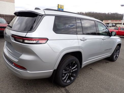 New 2026 Jeep Grand Cherokee L Limited AWD/4WD image 7
