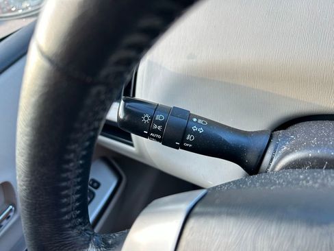 Used 2017 Toyota Prius V Five w/ Advanced Technology Package FWD image 23