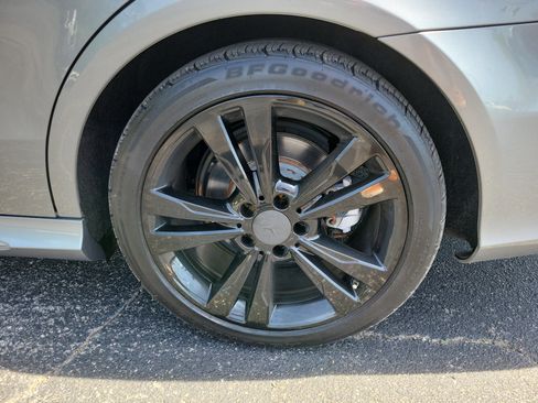 Used 2014 Mercedes-Benz E 350 Sedan w/ Premium 1 Package image 24