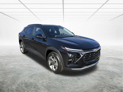 New 2025 Chevrolet Trax LT w/ Sunroof Package