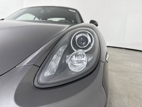 Certified 2014 Porsche Cayman S image 11
