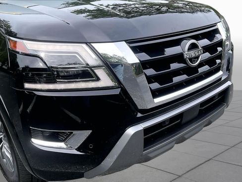 Used 2023 Nissan Armada SL w/ Captain's Chairs Package RWD image 42