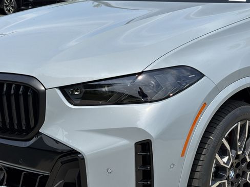 New 2026 BMW X5 xDrive50e w/ M Sport Package AWD/4WD image 6