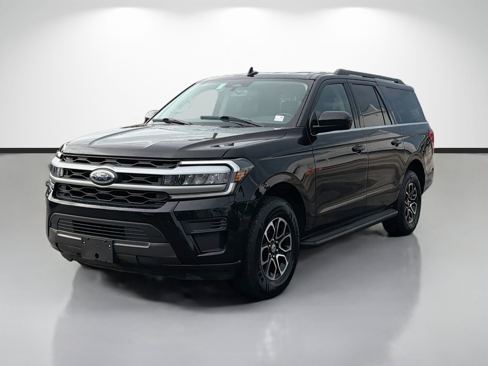 Used 2024 Ford Expedition Max XLT AWD/4WD image 7