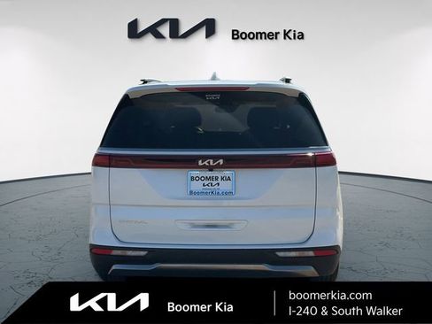 Used 2024 Kia Carnival SX Prestige image 6