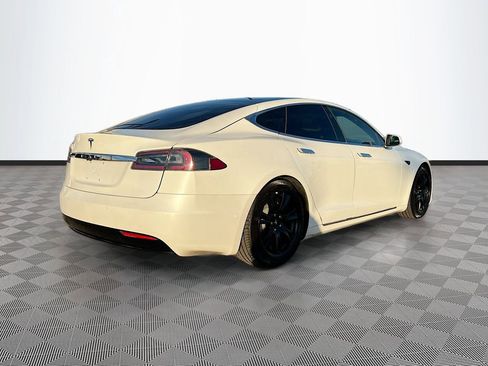 Used 2020 Tesla Model S Long Range Plus image 7