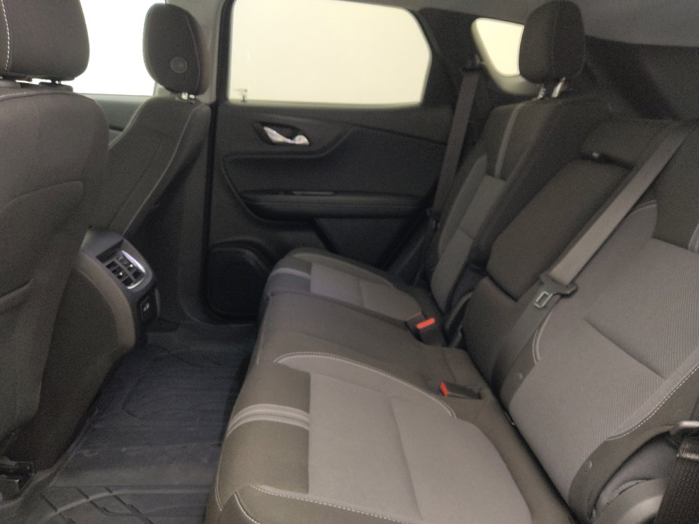 Used 2024 Chevrolet Blazer LT w/ Convenience Package FWD image 18