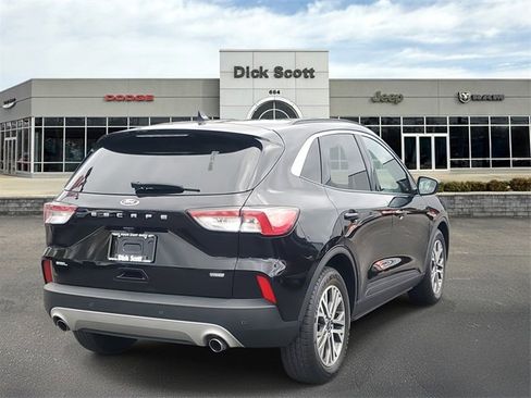 Used 2022 Ford Escape SEL image 5