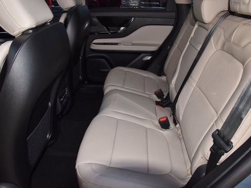 New 2026 Lincoln Corsair Reserve image 14