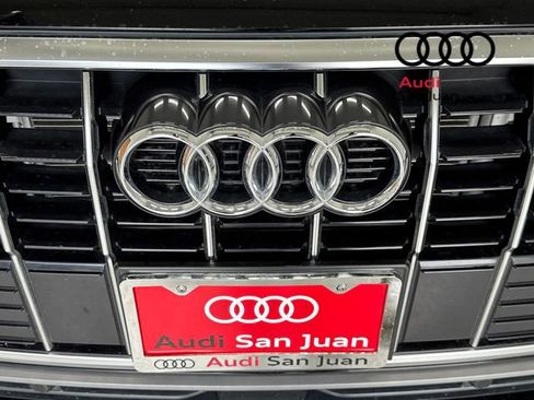 Used 2025 Audi Q3 2.0T Premium w/ Convenience Package image 4