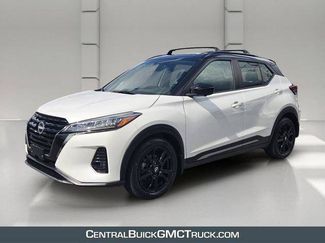 Used 2024 Nissan Kicks SR w/ Exterior Package FWD video 1
