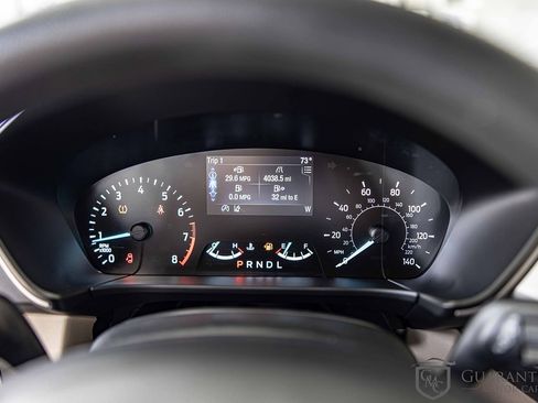 Used 2020 Ford Escape SE image 22