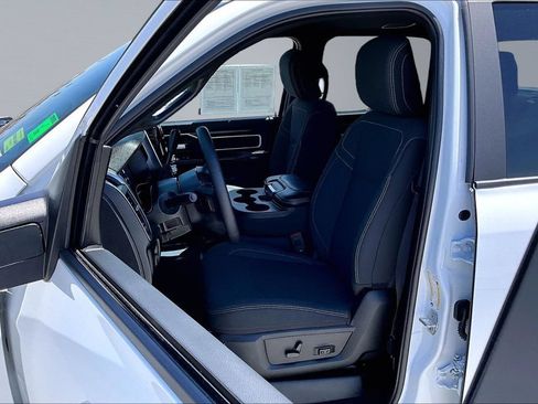 Used 2026 RAM 2500 Big Horn AWD/4WD image 3