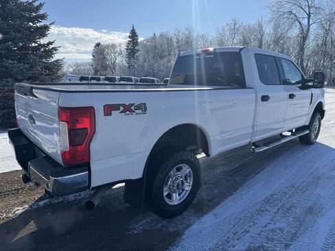 Used 2017 Ford F250 XLT w/ FX4 Off-Road Package AWD/4WD image 10