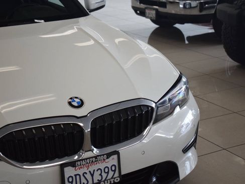 Used 2019 BMW 330i Sedan w/ Driving Assistance Package RWD image 11