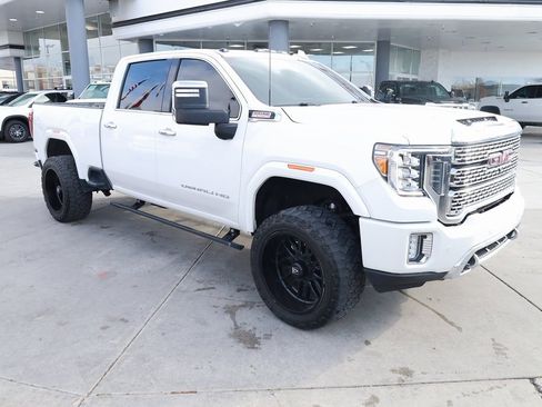 Used 2021 GMC Sierra 3500 Denali w/ Denali Ultimate Package image 8