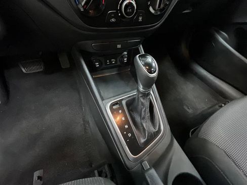 Used 2019 Hyundai Accent SE image 15