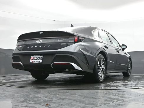 New 2026 Hyundai Sonata Blue FWD image 40