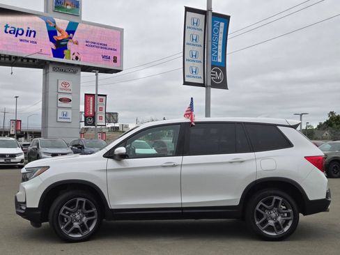 Used 2023 Honda Passport EX-L image 4