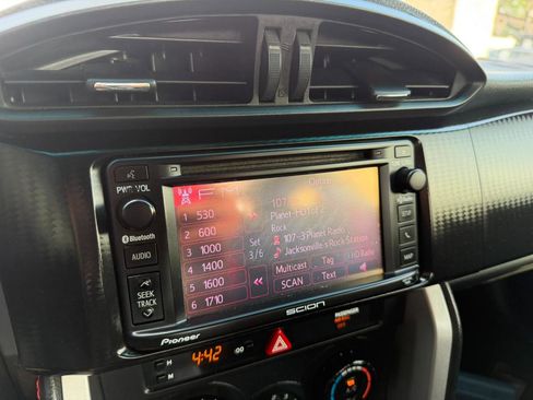 Used 2014 Scion FR-S image 29