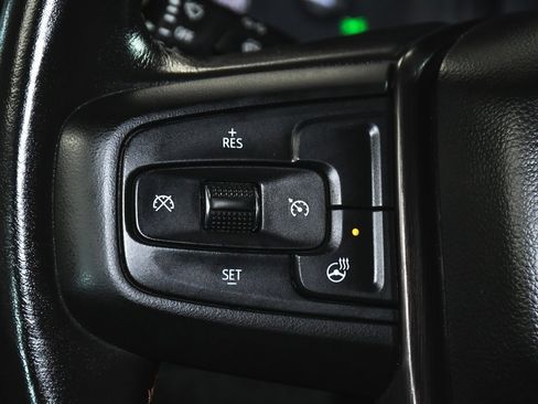 Used 2022 GMC Sierra 1500 AT4 image 29