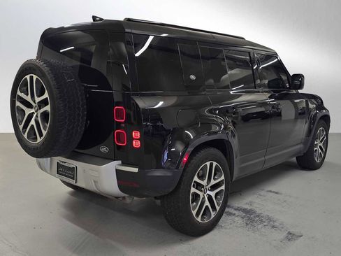 Used 2020 Land Rover Defender 110 HSE image 6