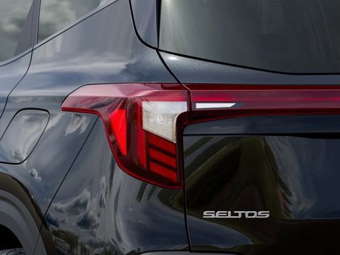 New 2026 Kia Seltos S image 11