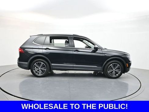 Used 2018 Volkswagen Tiguan SEL Premium FWD image 8