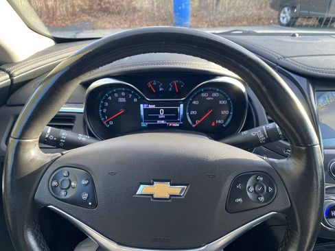 Used 2019 Chevrolet Impala Premier w/ Premier Confidence Package image 31