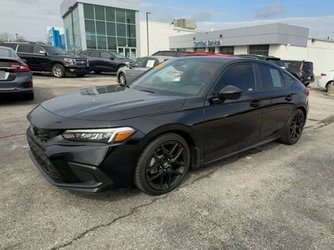 Used 2024 Honda Civic Sport image 4