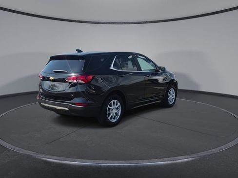Certified 2024 Chevrolet Equinox LT FWD image 8