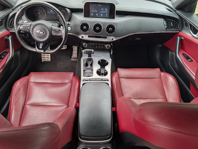 Used 2019 Kia Stinger GT RWD image 9