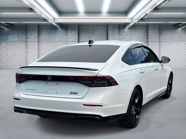 Used 2023 Honda Accord Sport image 3