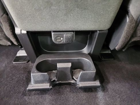 Used 2023 Ford F150 XLT image 25