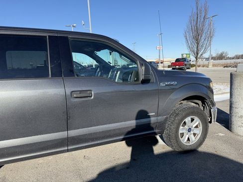 Used 2016 Ford F150 XLT image 11