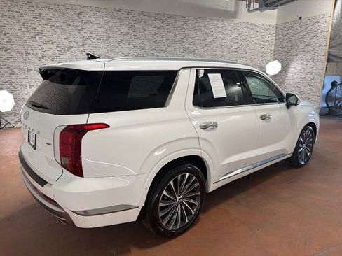 Used 2023 Hyundai Palisade Calligraphy AWD/4WD image 7
