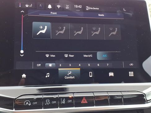 New 2026 Jeep Compass Latitude image 25