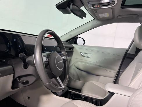 Used 2024 Hyundai Kona Limited image 23