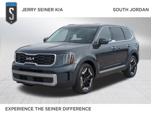 Certified 2023 Kia Telluride S w/ S Sunroof Package AWD/4WD image 1