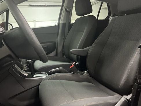 Certified 2017 Chevrolet Trax LS w/ Fleet Convenience Package AWD/4WD image 18