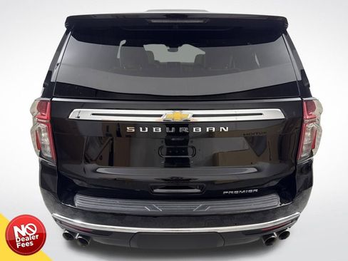 Used 2023 Chevrolet Suburban Premier image 5