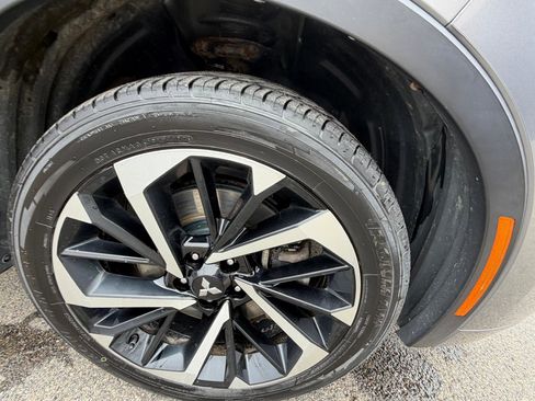 Used 2022 Mitsubishi Outlander SEL AWD/4WD image 13