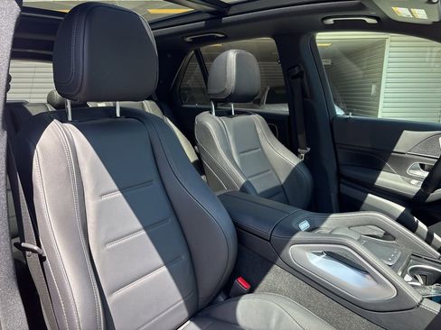 Used 2025 Mercedes-Benz GLE 350 4MATIC image 16