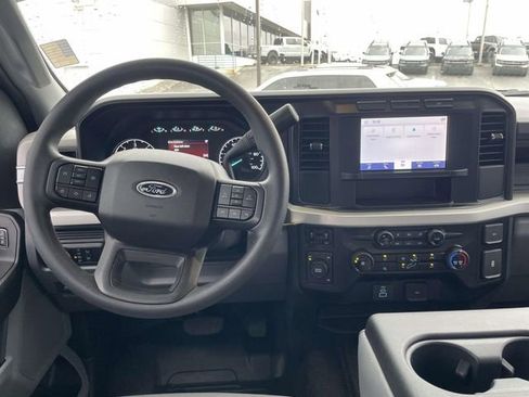 Used 2024 Ford F350 XL AWD/4WD image 14