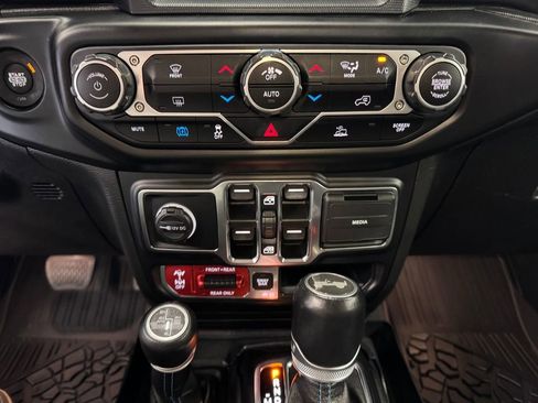 Used 2021 Jeep Wrangler Unlimited Rubicon 4xe image 15