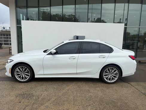 Used 2023 BMW 330i xDrive Sedan w/ Premium Package AWD/4WD image 2