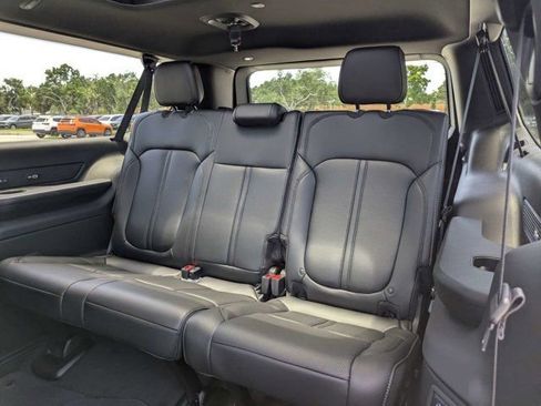 New 2026 Jeep Grand Wagoneer L 4WD w/ Premium Group I image 15