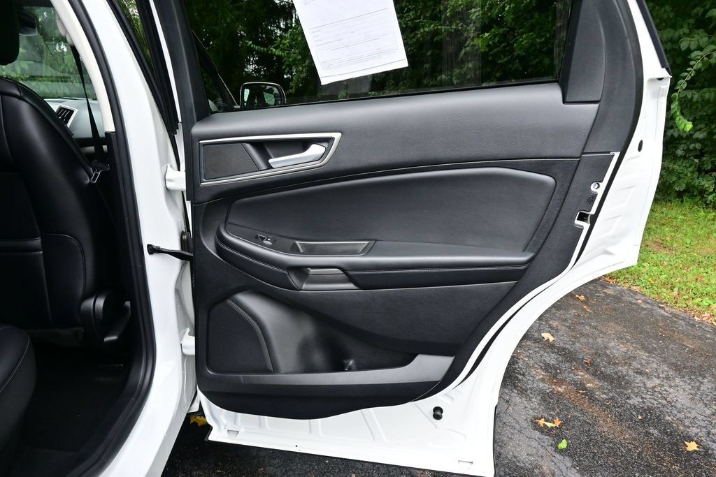 Used 2024 Ford Edge SEL w/ Convenience Package AWD/4WD image 23
