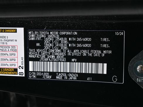 Used 2025 Toyota Land Cruiser w/ Premium Package AWD/4WD image 35